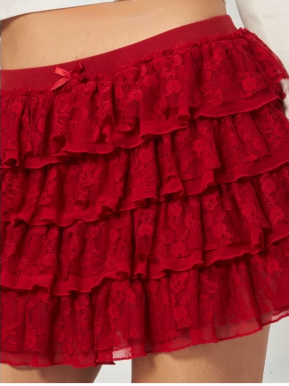 Main Strip Red Tiered Lace Ruffle Mini Skirt